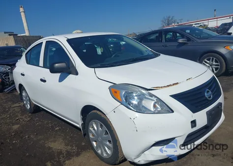 2014 Nissan Versa 1.6 S+ z USA, uszkodzony, nr VIN 3N1CN7AP8EL849213